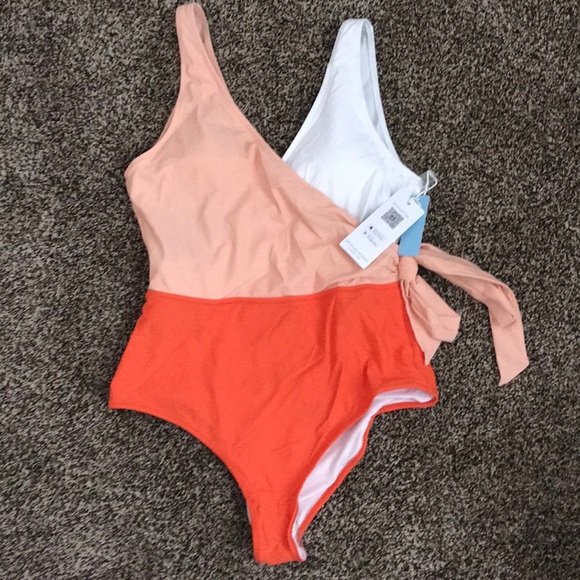 Cupshe Other - Cupshe Orange Colorblock Suit, NWT